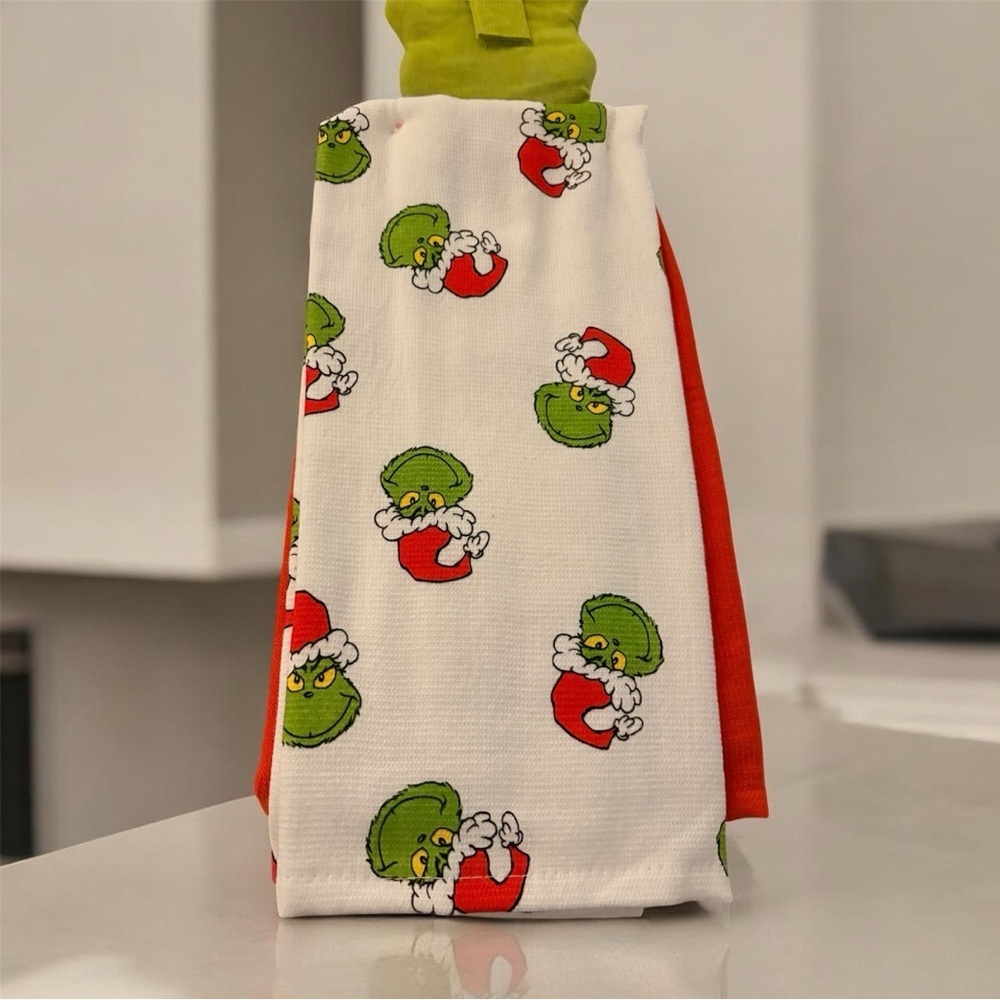 Dr. Seuss The Grinch Novelty 2pc Kitchen Towel Set - Red and Green - Picture 3 of 6